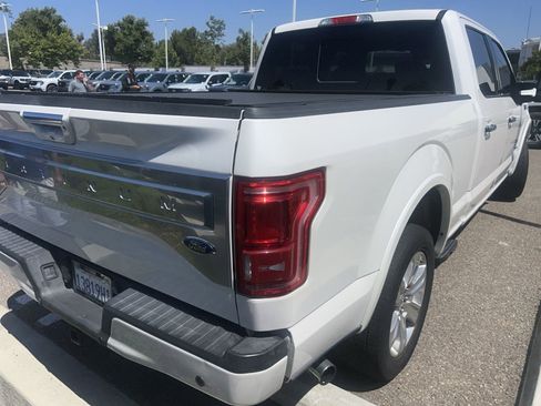Used 2015 Ford F150 Platinum w/ Equipment Group 701A Luxury AWD/4WD image 14