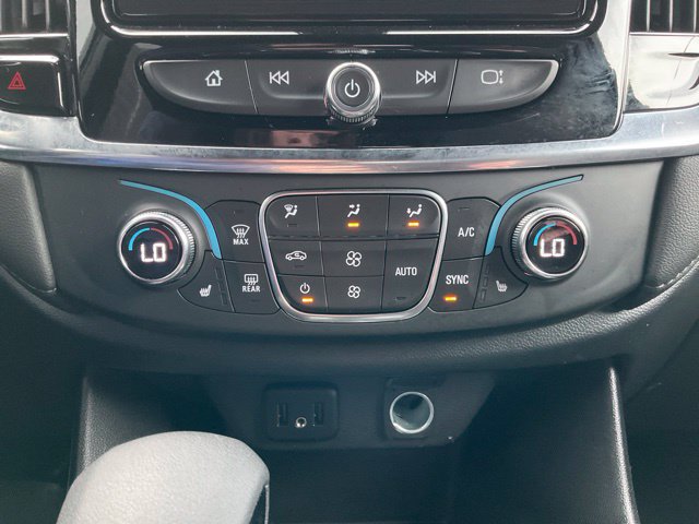 Used 2023 Chevrolet Traverse LT AWD/4WD image 15