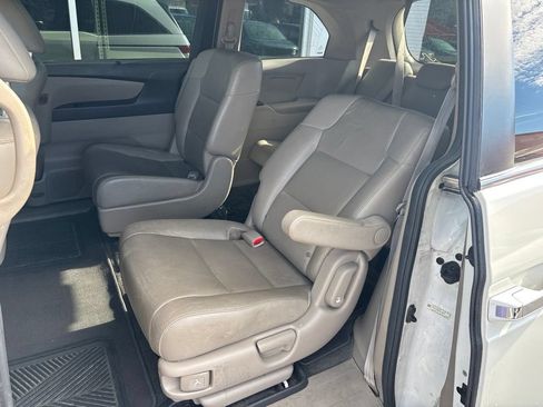 Used 2016 Honda Odyssey EX-L image 7