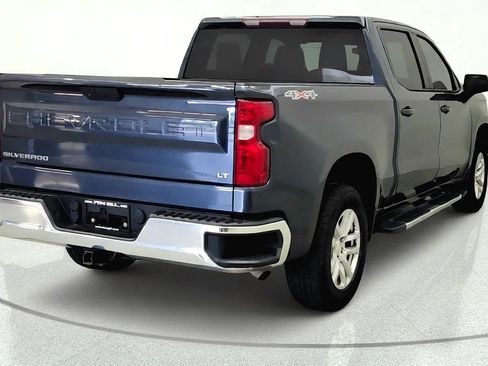 Used 2021 Chevrolet Silverado 1500 LT AWD/4WD image 8