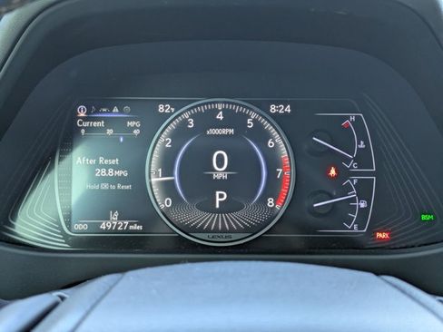 Used 2021 Lexus UX 200 w/ Premium Package FWD image 4