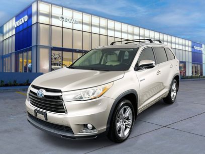 Used 2016 Toyota Highlander Limited Platinum