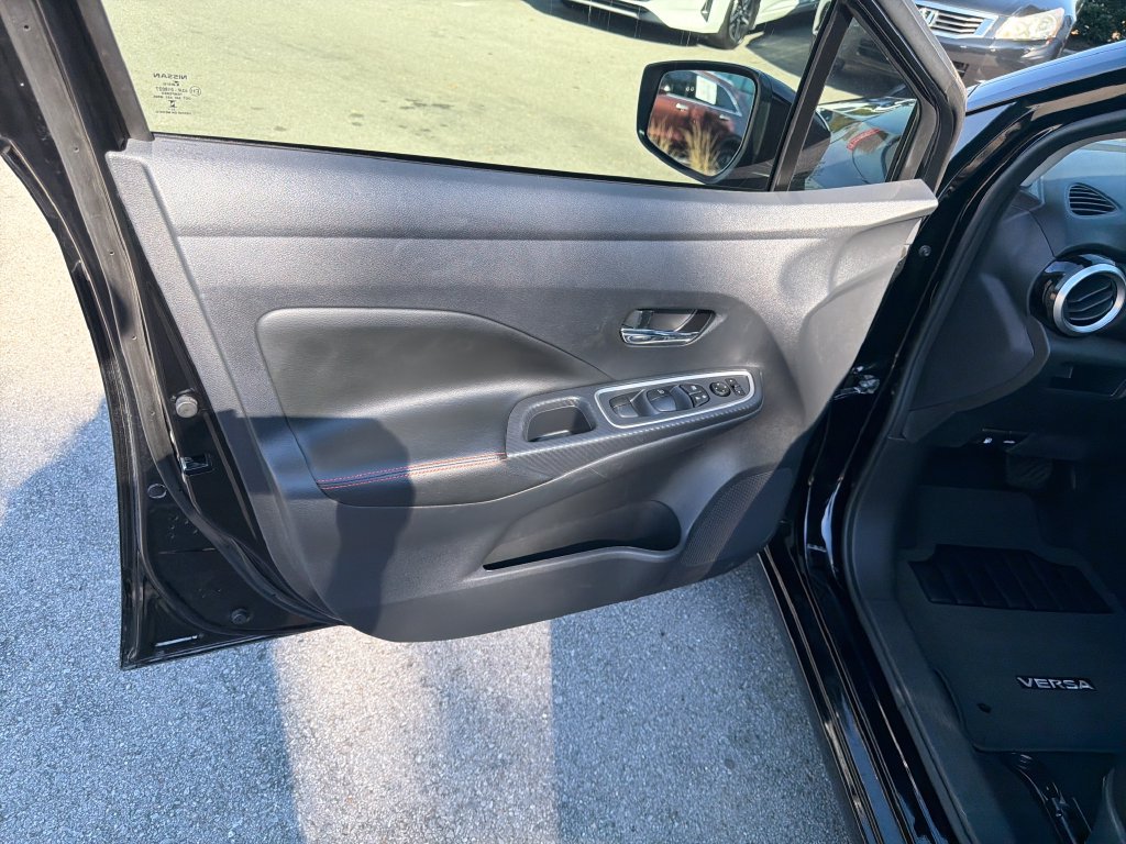 Used 2025 Nissan Versa SR w/ Trunk Package FWD image 17