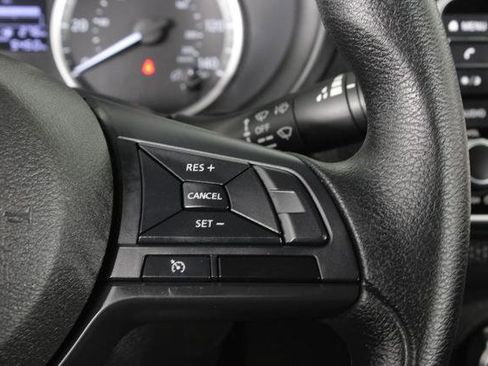 Certified 2025 Nissan Kicks Play S image 26