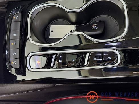 Certified 2023 Buick Envision Essence w/ Sport Touring Package image 17