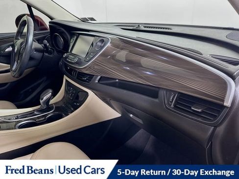 Used 2019 Buick Envision Essence image 32