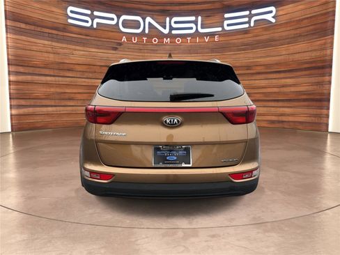 Used 2019 Kia Sportage LX w/ LX Popular Package image 4