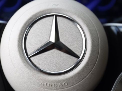 Used 2023 Mercedes-Benz EQS 450+ SUV image 14