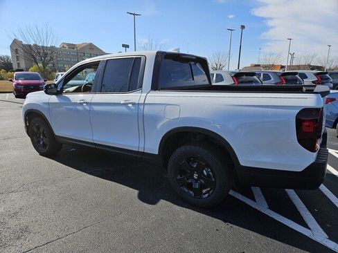 New 2026 Honda Ridgeline Black Edition image 5