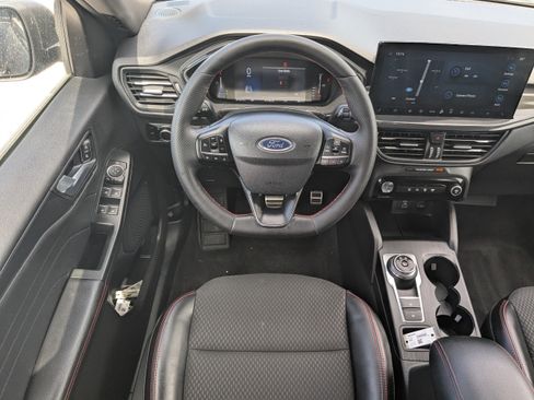 Used 2023 Ford Escape ST-Line w/ Tech Pack #1 AWD/4WD image 16