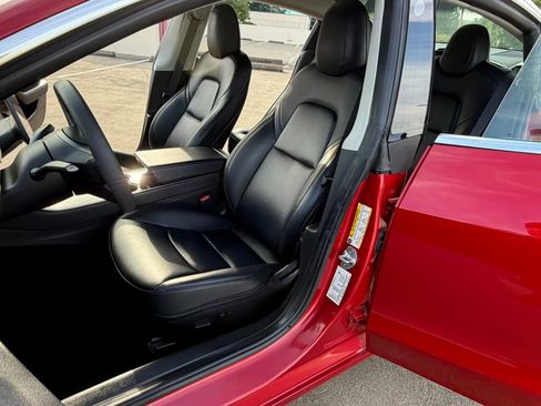 Used 2020 Tesla Model 3 Standard Range Plus RWD image 25