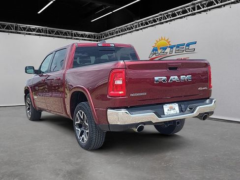 Used 2025 RAM 1500 Laramie AWD/4WD image 7