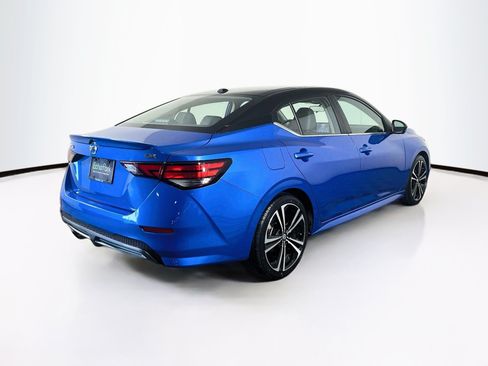 Used 2023 Nissan Sentra SR w/ SR Premium Package FWD image 9