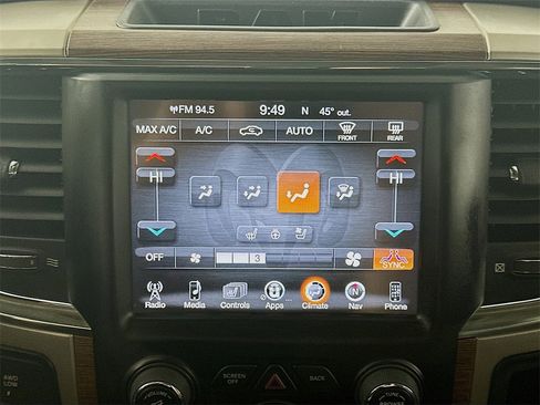 Used 2013 RAM 2500 Laramie w/ Cold Weather Group image 18