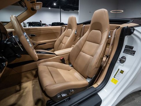Used 2013 Porsche 911 Carrera RWD image 22