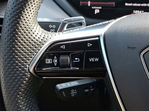 Used 2022 Audi RS e-tron GT w/ Carbon Performance Package image 22