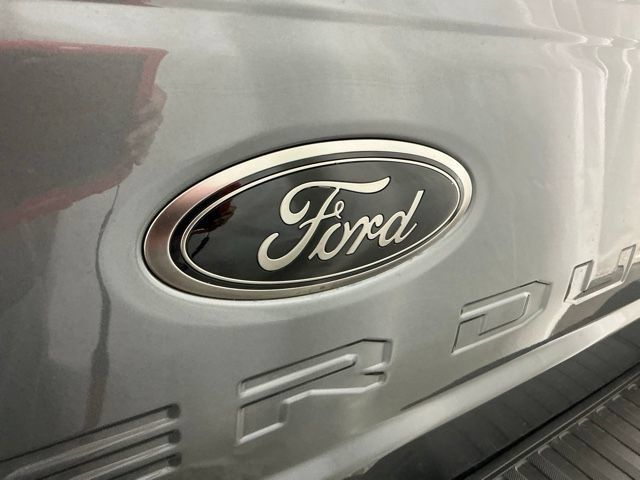 New 2026 Ford F350 Lariat w/ Black Appearance Package AWD/4WD image 5