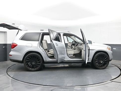 Used 2013 Mercedes-Benz GL 450 4MATIC image 59