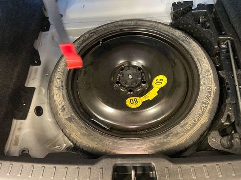 Used 2020 Volvo S60 T6 Momentum image 25