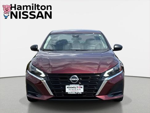 Used 2025 Nissan Altima 2.5 SV FWD image 6