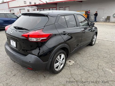 Used 2020 Nissan Kicks S image 5