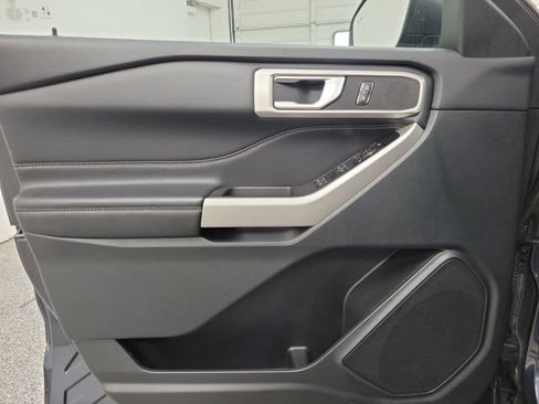 Certified 2024 Ford Explorer XLT w/ Equipment Group 202A AWD/4WD image 18