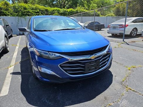 Used 2023 Chevrolet Malibu LS image 4