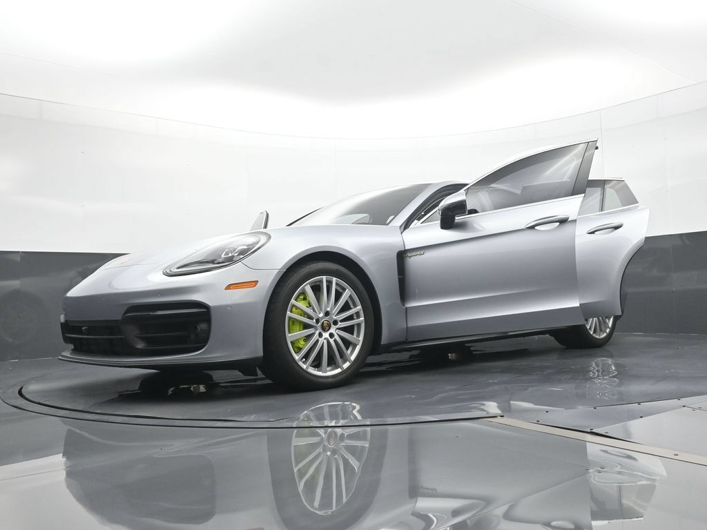 Certified 2023 Porsche Panamera AWD/4WD image 30