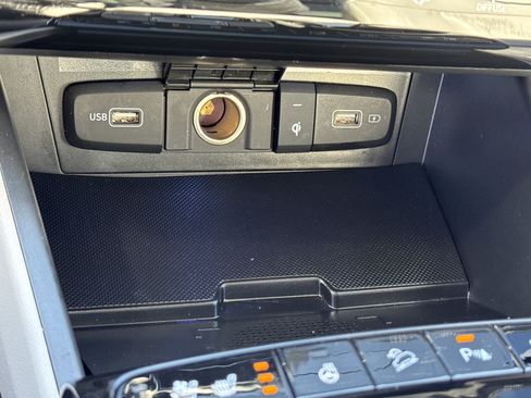 Used 2022 Hyundai Tucson Limited image 34