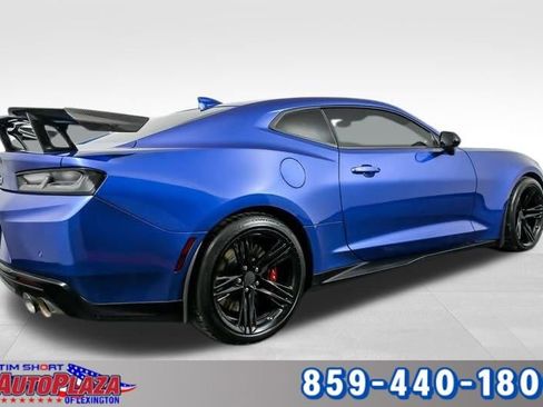 Used 2018 Chevrolet Camaro ZL1 image 10