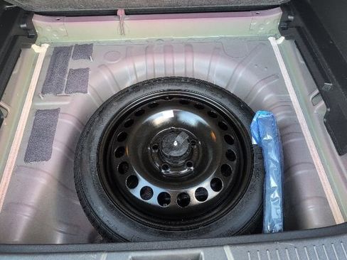 Used 2024 Chevrolet Trax RS image 31