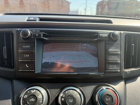 Used 2016 Toyota RAV4 LE image 11