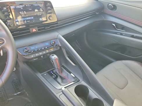 Certified 2022 Hyundai Elantra N Line image 24