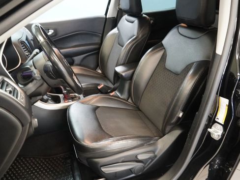 Used 2020 Jeep Compass Latitude w/ Cold Weather Group image 3