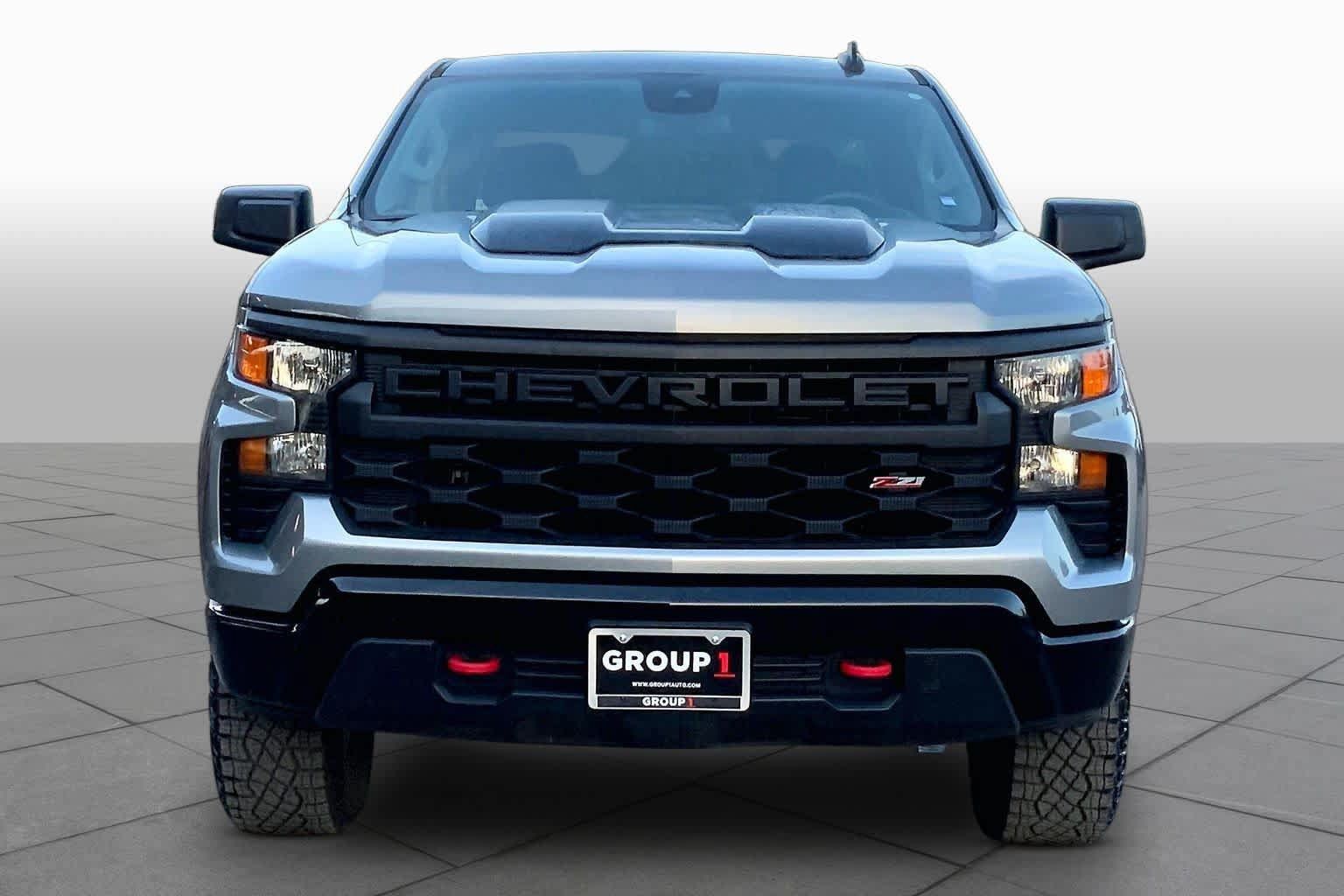 Used 2024 Chevrolet Silverado 1500 Custom Trail Boss AWD/4WD image 4