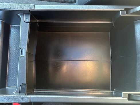 Used 2023 Toyota bZ4X XLE image 28