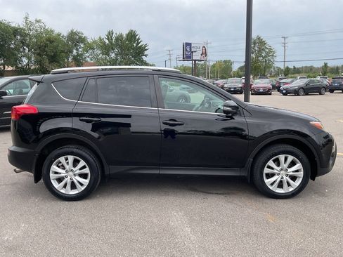 Used 2015 Toyota RAV4 Limited w/ Technology Package AWD/4WD image 9