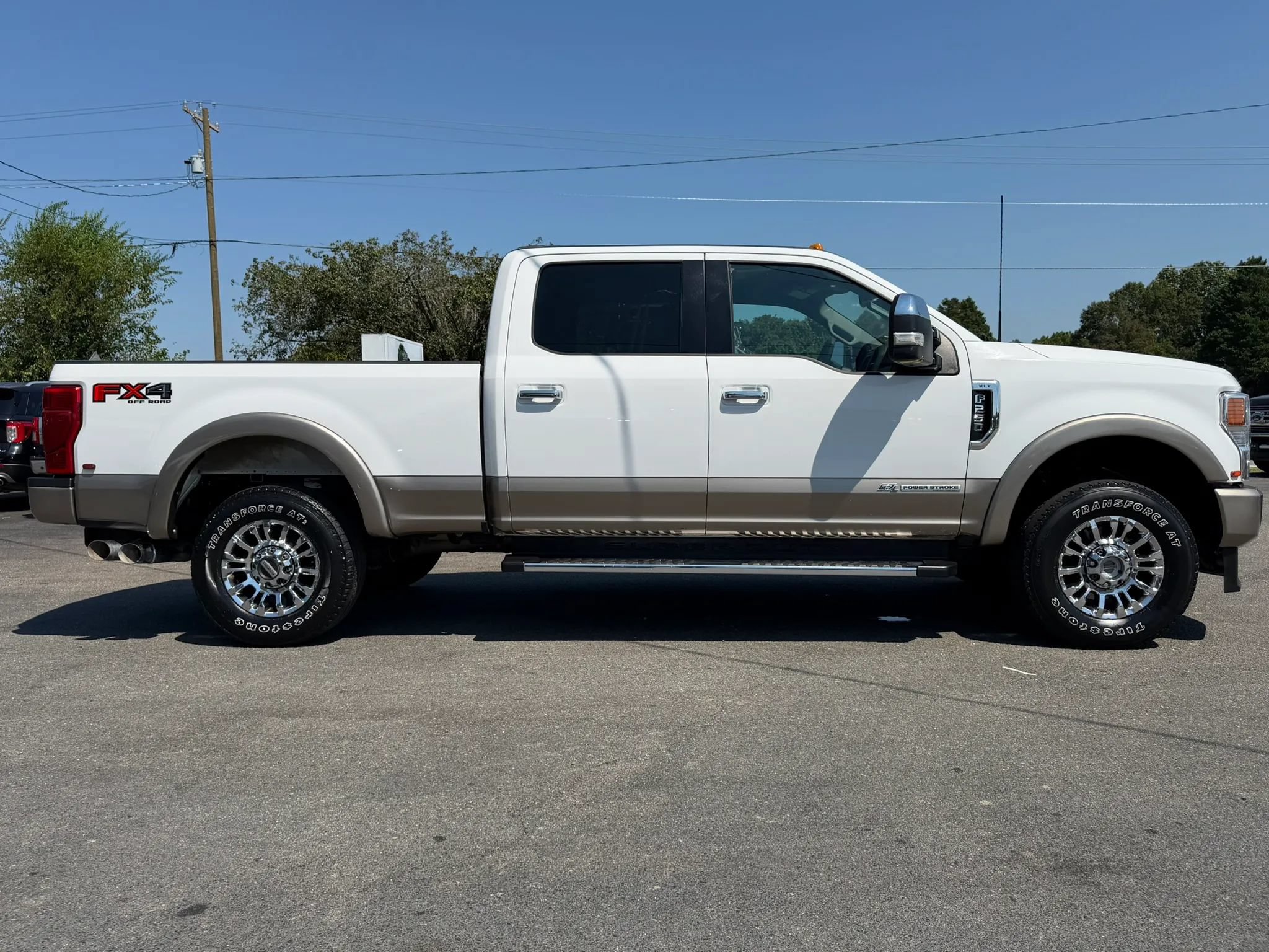 Used 2020 Ford F250 XLT w/ XLT Premium Package AWD/4WD image 4