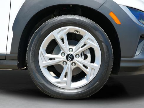 Certified 2023 Hyundai Kona SEL FWD image 9