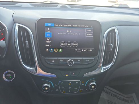 Used 2023 Chevrolet Equinox LT image 9