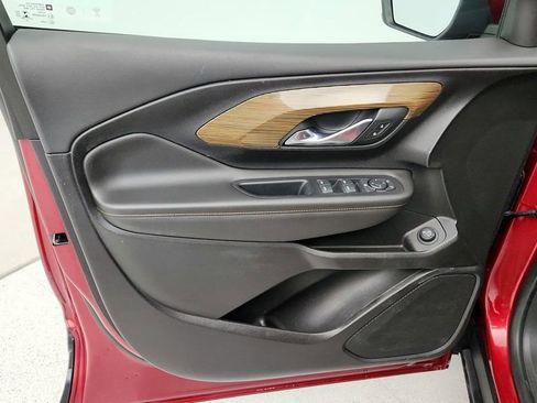 Used 2021 GMC Terrain SLE w/ Driver Convenience Package image 10