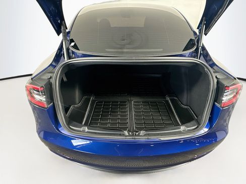 Used 2023 Tesla Model 3 Standard Range RWD image 26