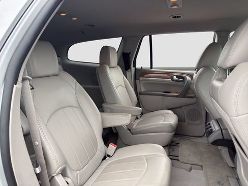 Used 2012 Buick Enclave Leather AWD/4WD image 18