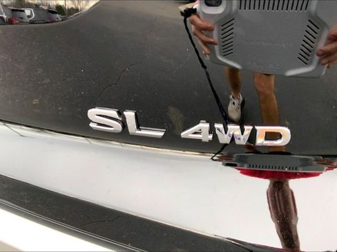 Used 2023 Nissan Pathfinder SL image 23