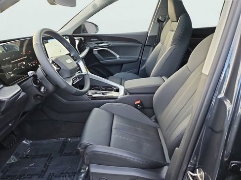 Used 2025 Audi Q5 Premium Plus AWD/4WD image 22
