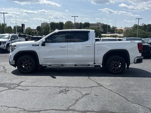 Used 2024 GMC Sierra 1500 SLT AWD/4WD image 13