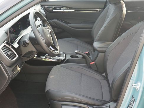 Used 2025 Kia Seltos S AWD/4WD image 10