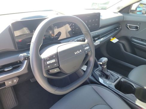 New 2026 Kia K4 EX FWD image 21