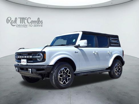 Used 2022 Ford Bronco Outer Banks AWD/4WD image 1