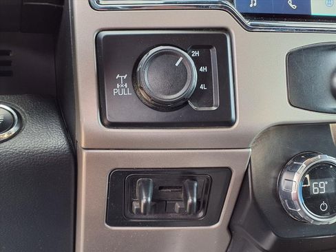 Used 2022 Ford F350 Lariat w/ Tremor Off-Road Package image 31